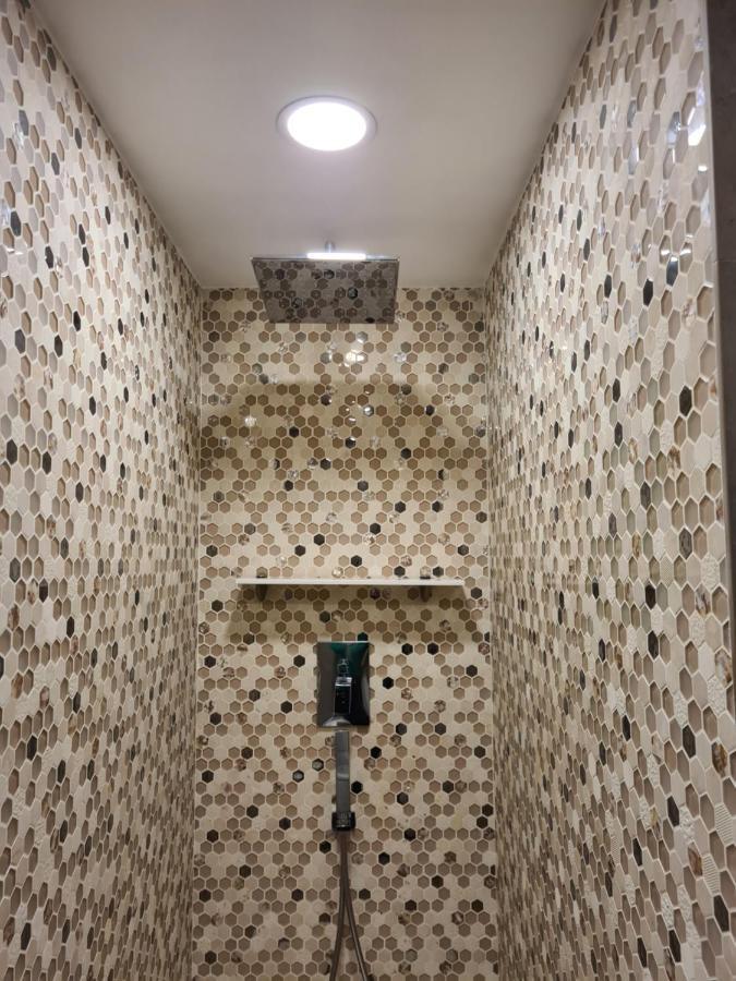 Incantevole Con Jacuzzi โรม ภายนอก รูปภาพ