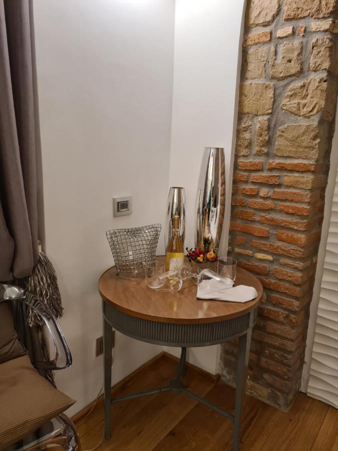 Incantevole Con Jacuzzi โรม ภายนอก รูปภาพ
